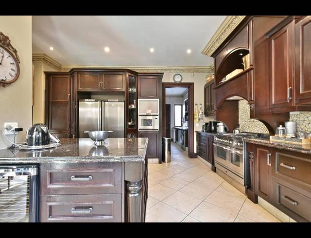 3 BEDROOM CLUSTER FOR SALE IN MORNINGSIDE